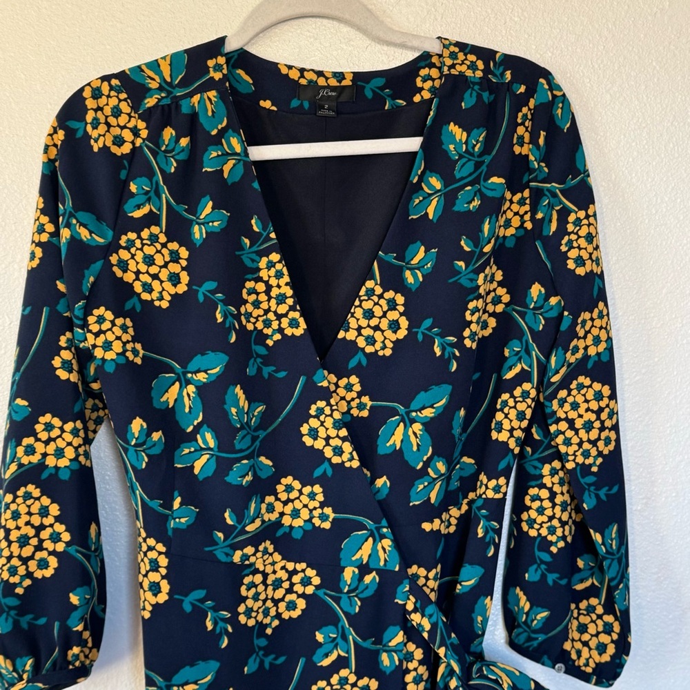 J.Crew Golden Navy Floral Wrap Dress in 365 Yellow Size 2 - Picture 3 of 11